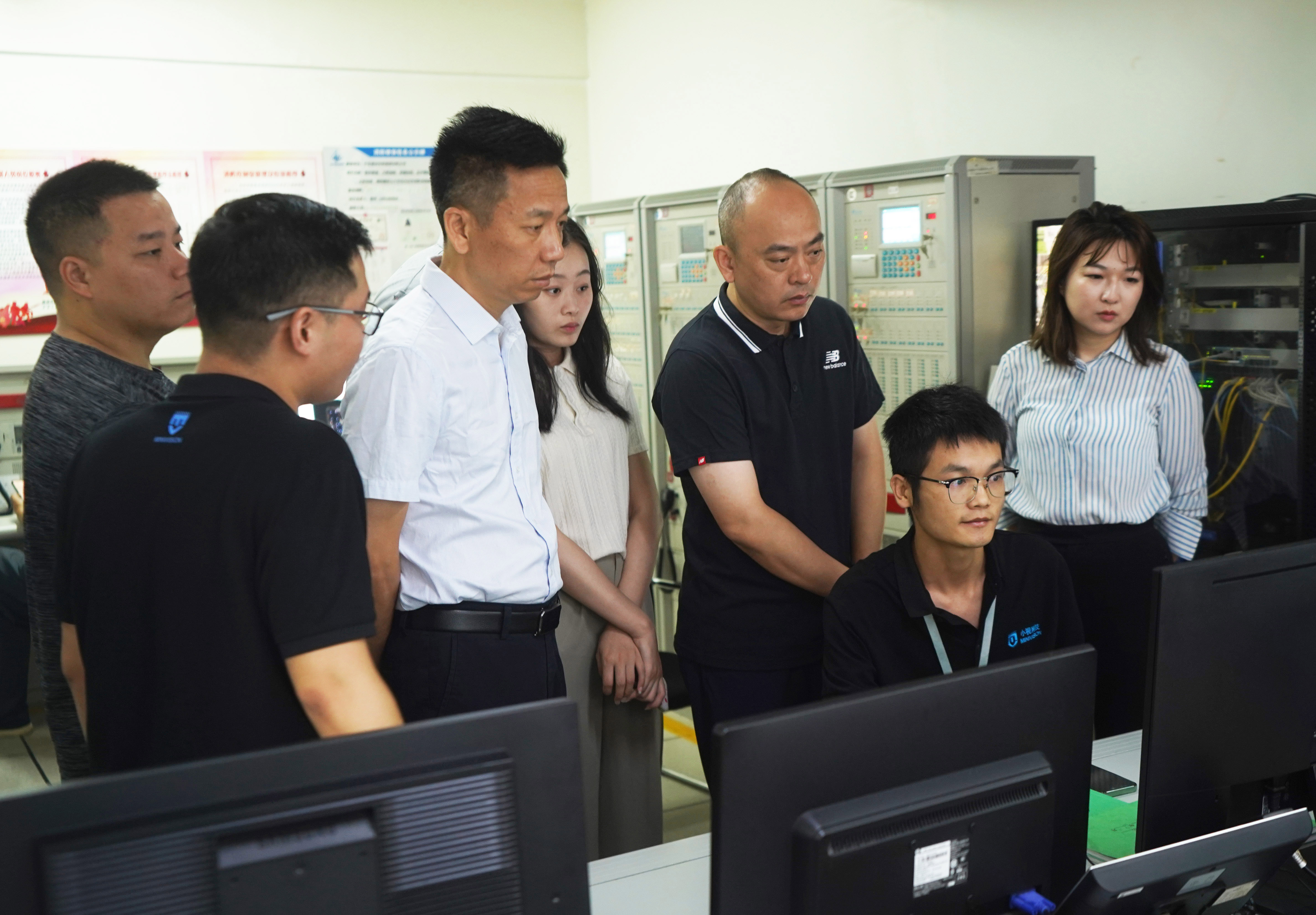 Jiangxi Ganjiang New Area Inspection Team Visits Minivision Technology to Investigate the Construction of Smart Communities